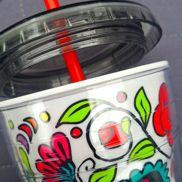 Skull Chiller Tumbler White Sugar Skull Design with Twist Off Lid & Straw #New - Picture 5 of 5